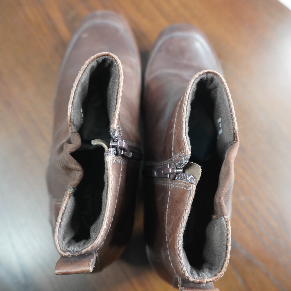 Clarks Bendables Womens 9M Brown Leather Ankle Boots Side Zip Lined Comfort Heel - Picture 10 of 15